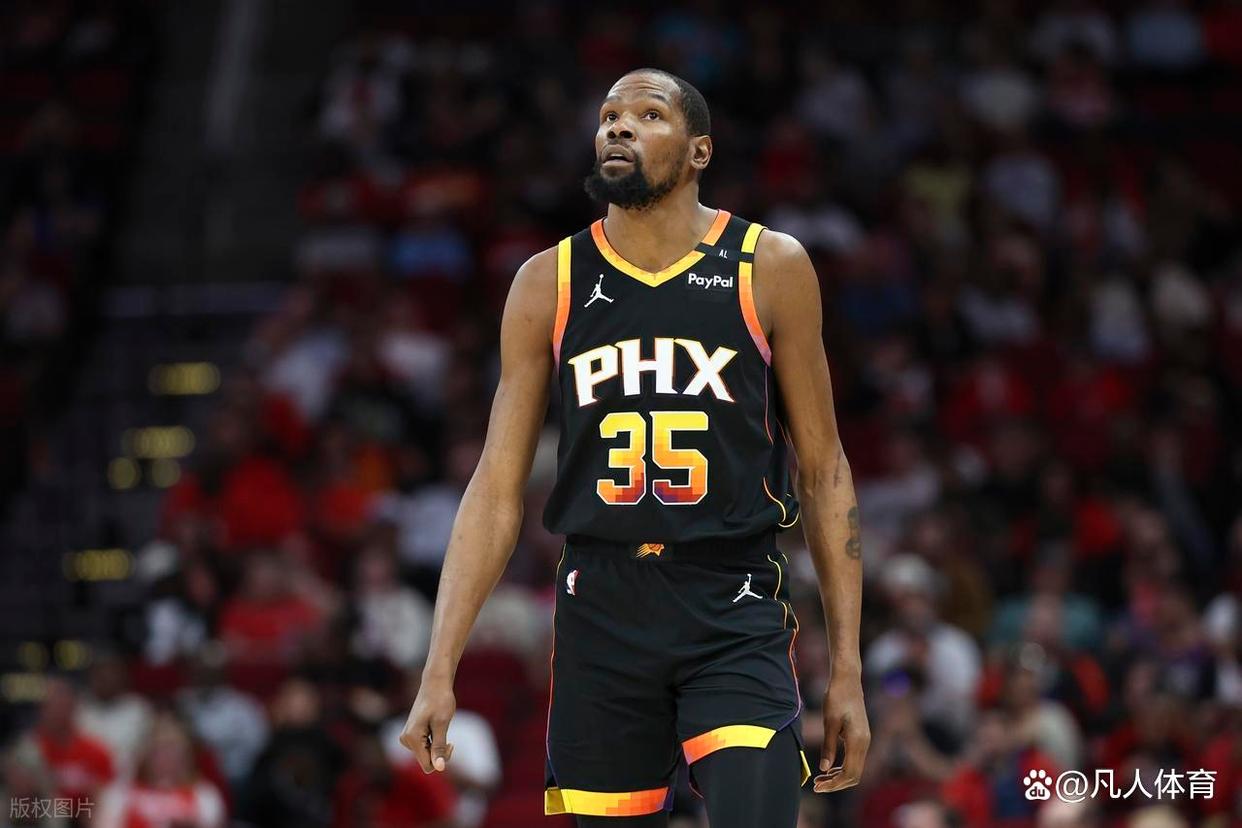 LOL竞猜官网 -包含风云突变瓦伦西亚赛前伤情更新；英超版图或变；管理层满意；阵容厚度经受考验的词条